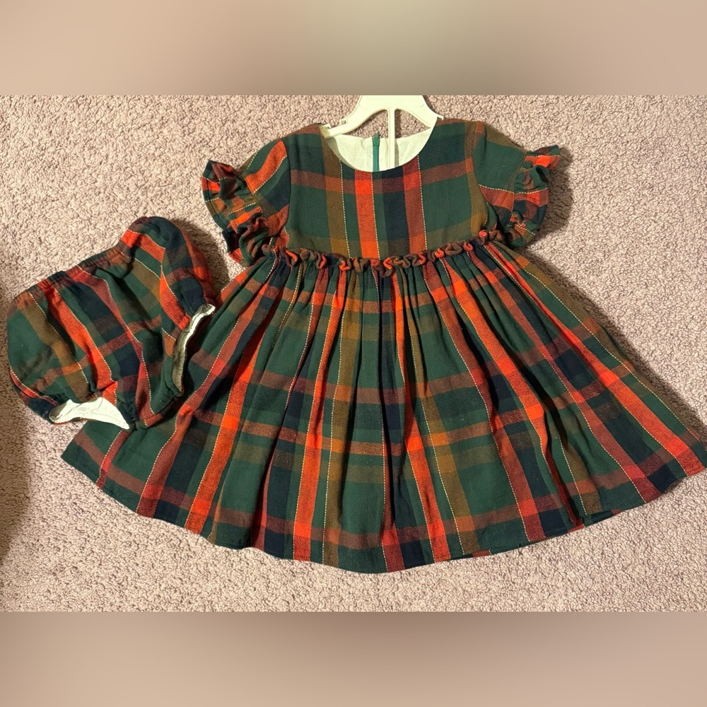Charming Plaid Kids' Dress Set with bloomers Size 6Y - Picture 2 of 2